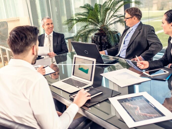 Veja neste conteúdo o que é PLR para o empresário e como funciona na rotina administrativa.