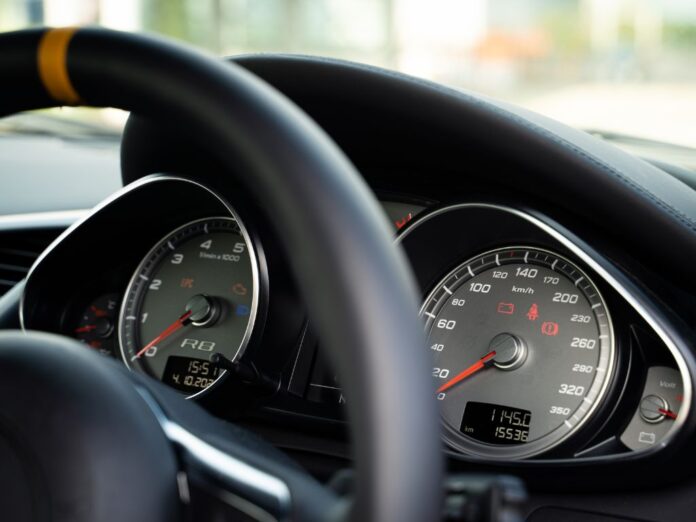 Entenda neste conteúdo o que é RPM e como ter o controle desse dado em sua frota de veículos.